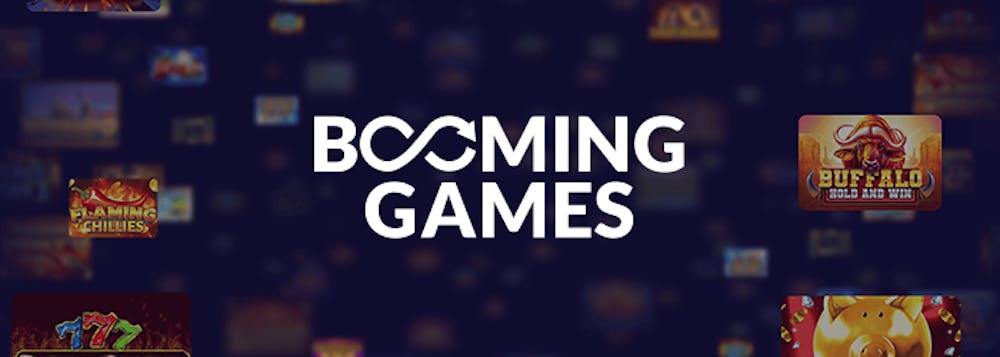 Booming Games Logo vor Hintergrund mit Slotbildern